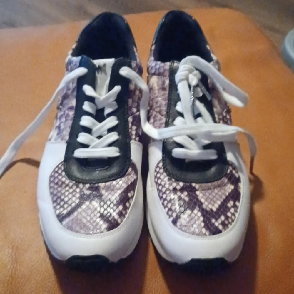 > Michael Kors Black and White Snakeskin Sneakers Women's Size 10